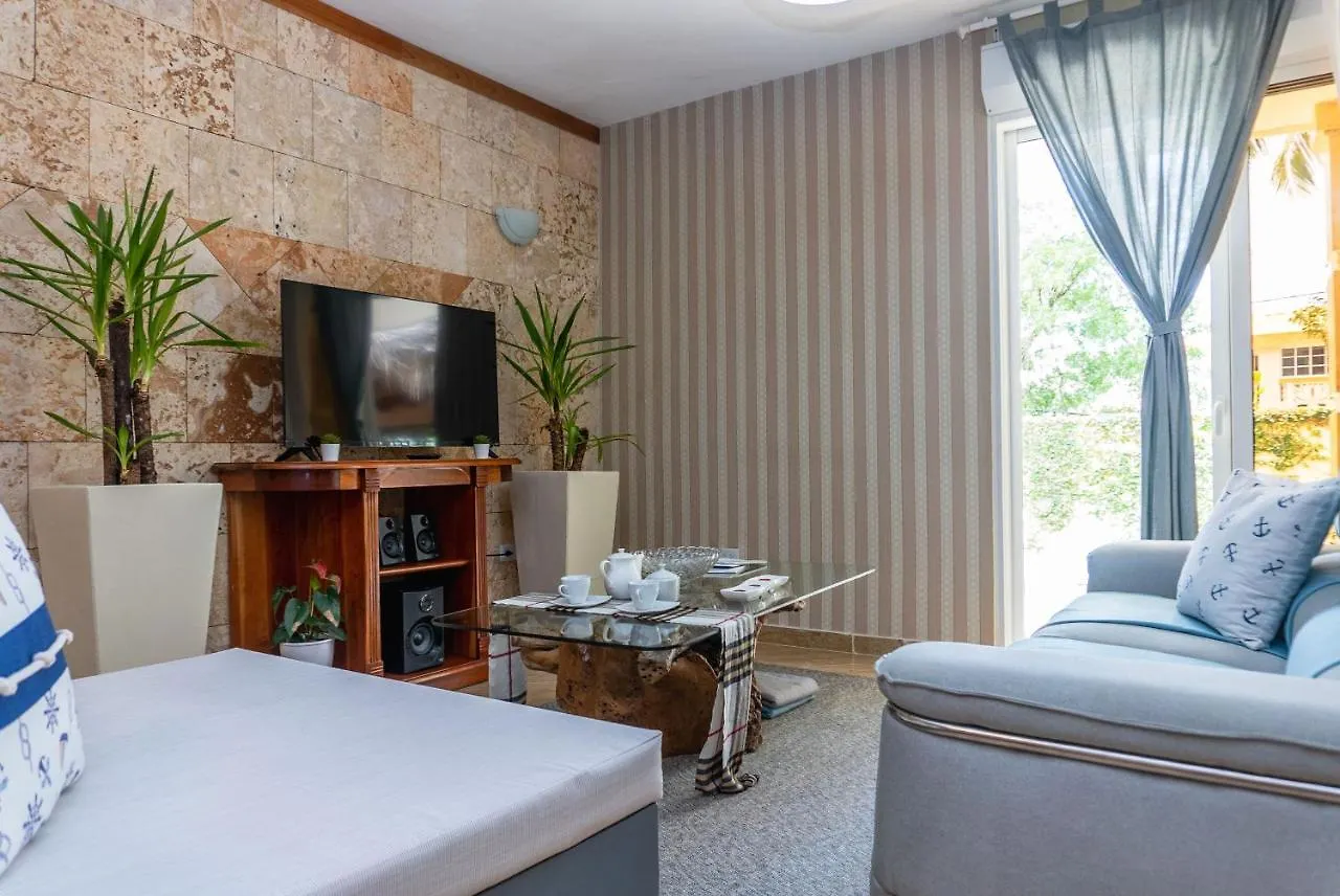 Villa Dylan Samana, 3Br With Pool